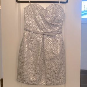 Sleeveless cocktail dress